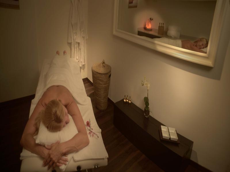 Augusta Club & Spa - Adults Only Lloret de Mar Buitenkant foto