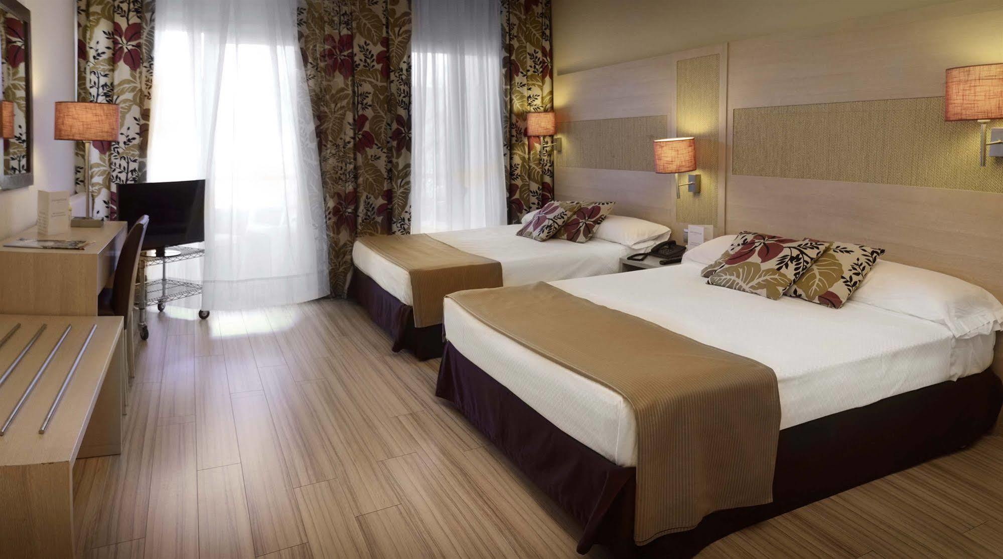 Augusta Club & Spa - Adults Only Lloret de Mar Buitenkant foto